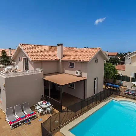 ヴィラ Michelle By